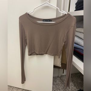 PrettyLittleThing Cropped Long Sleeve